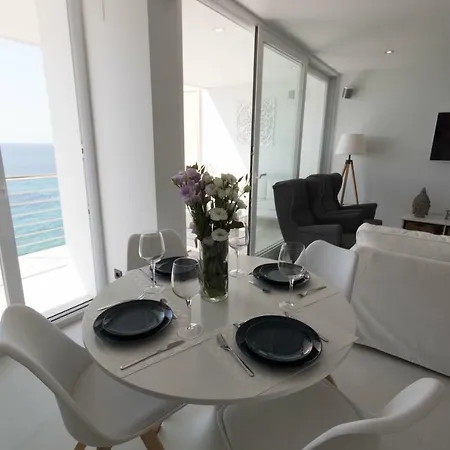 Front Line Appartement