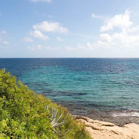 Apartment Front Line