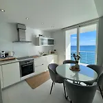 Front Line Appartement