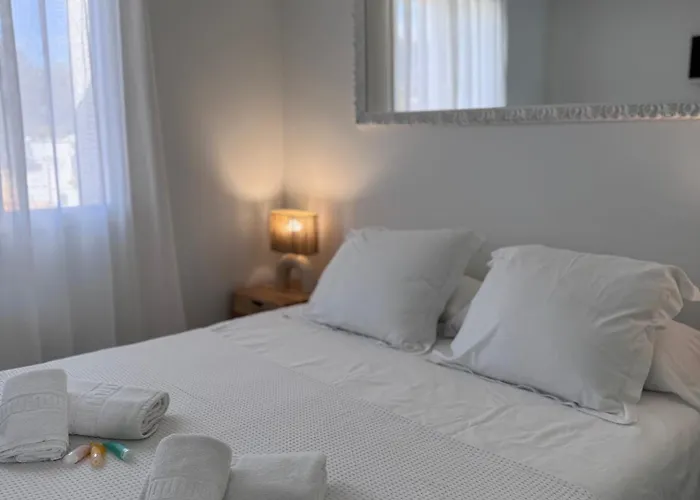 Front Line Lejlighed